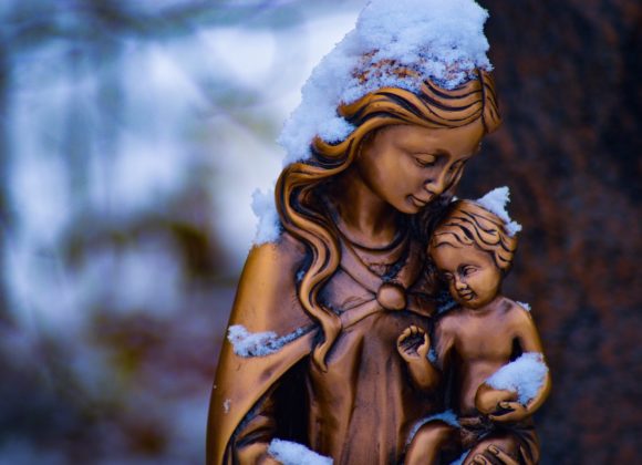 Marie ou l’innocence qui nous apprend à aimer Marie ou l’innocence qui nous apprend à aimer