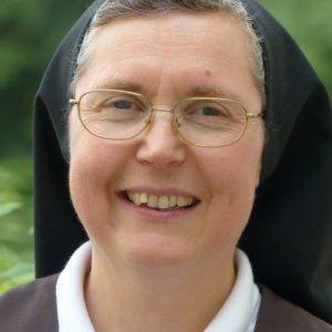 Carmel du Pâquier: Sœur Claire-Catherine de la Joie pascale a dit oui à la suite de Jésus!
